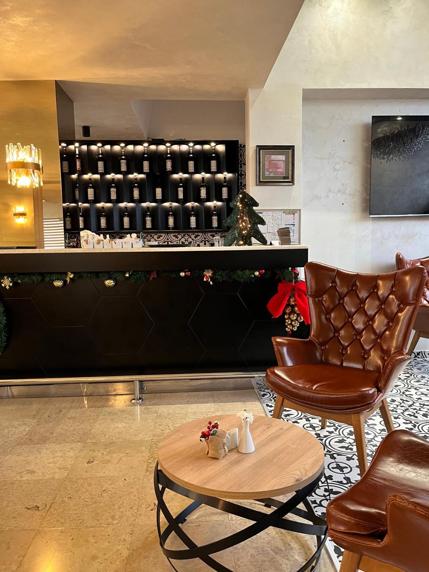 Hotel Monogram Park ルマ エクステリア 写真