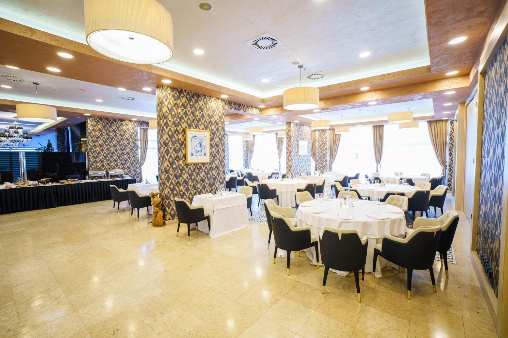 Hotel Monogram Park ルマ エクステリア 写真