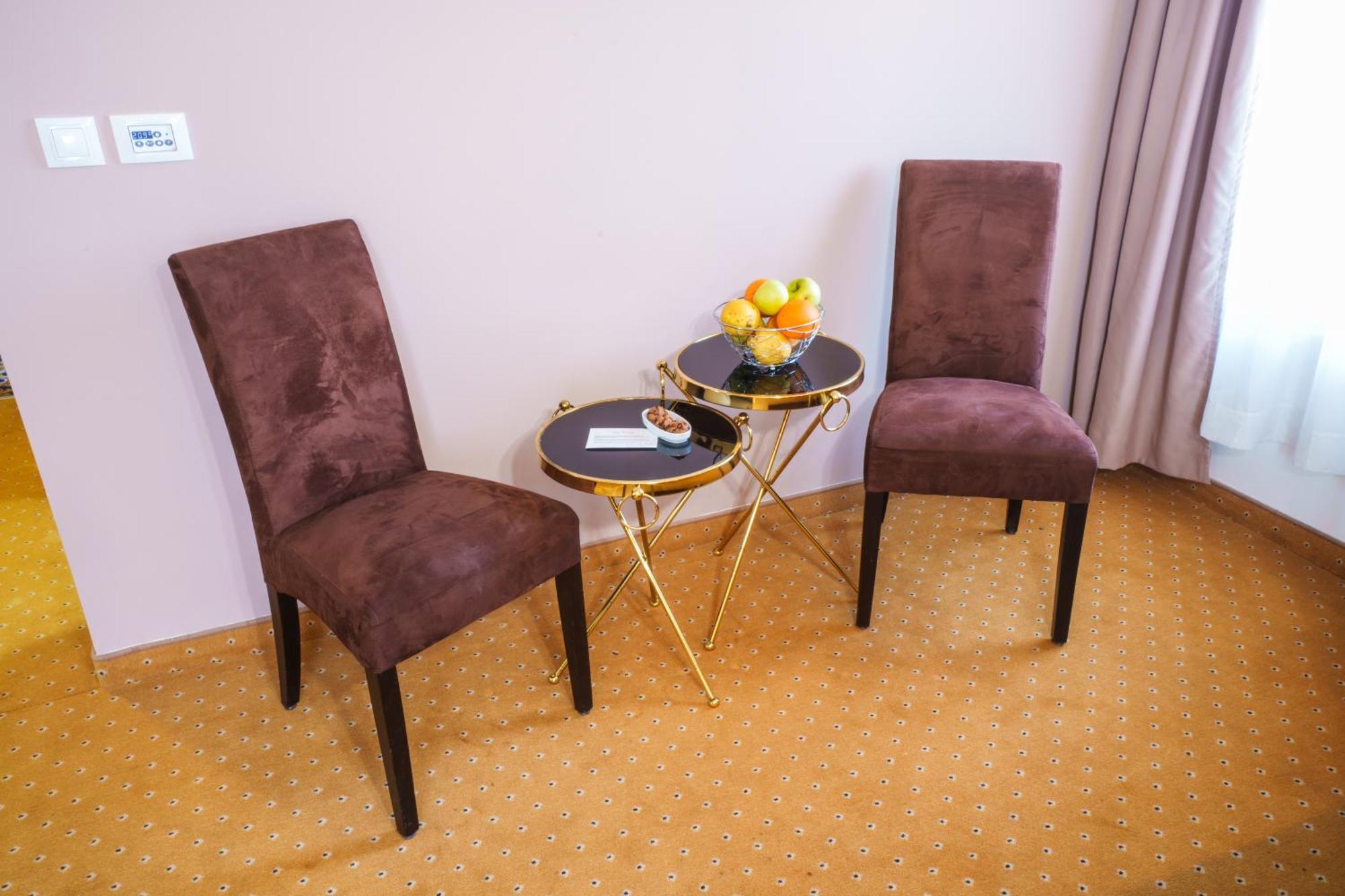 Hotel Monogram Park ルマ エクステリア 写真